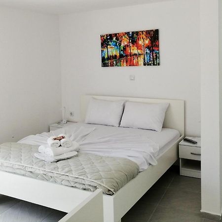 Redex Apartments Ohrid Bagian luar foto