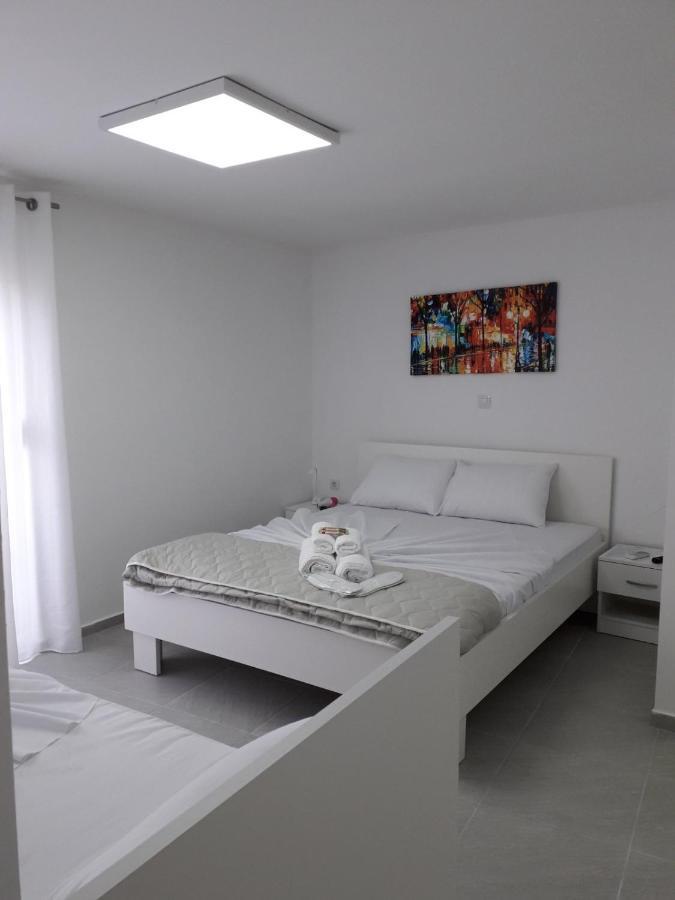 Redex Apartments Ohrid Bagian luar foto