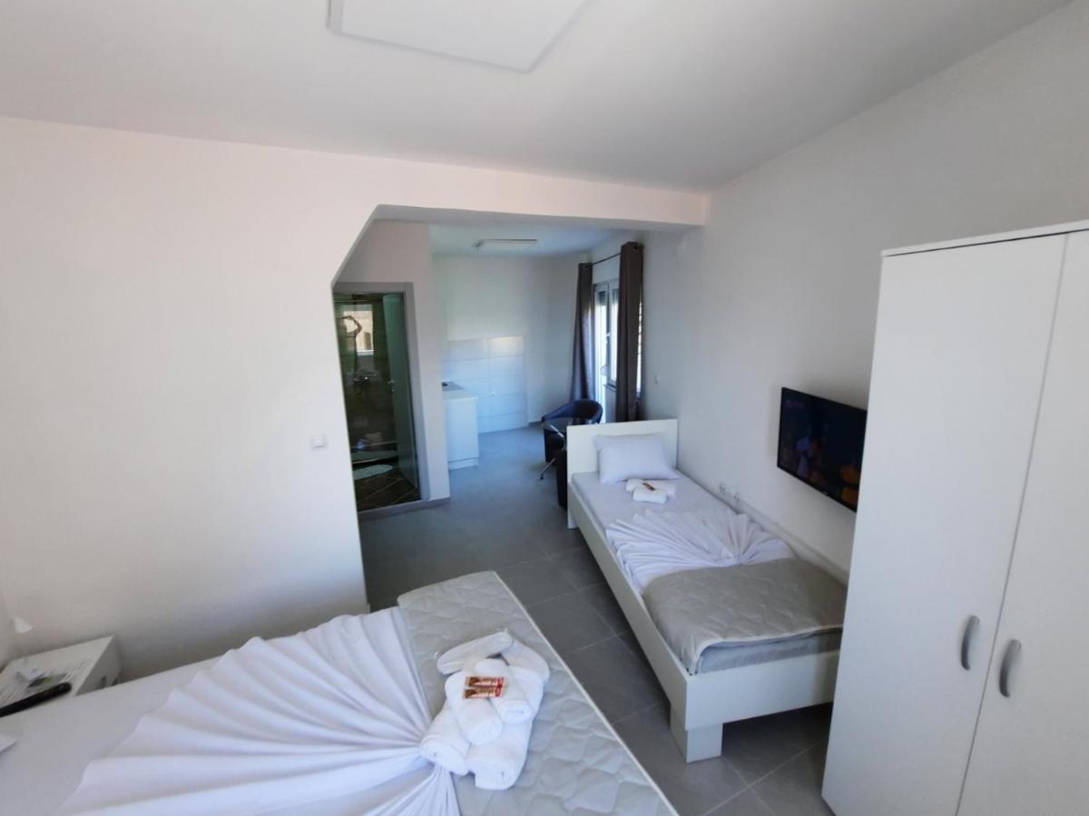 Redex Apartments Ohrid Bagian luar foto
