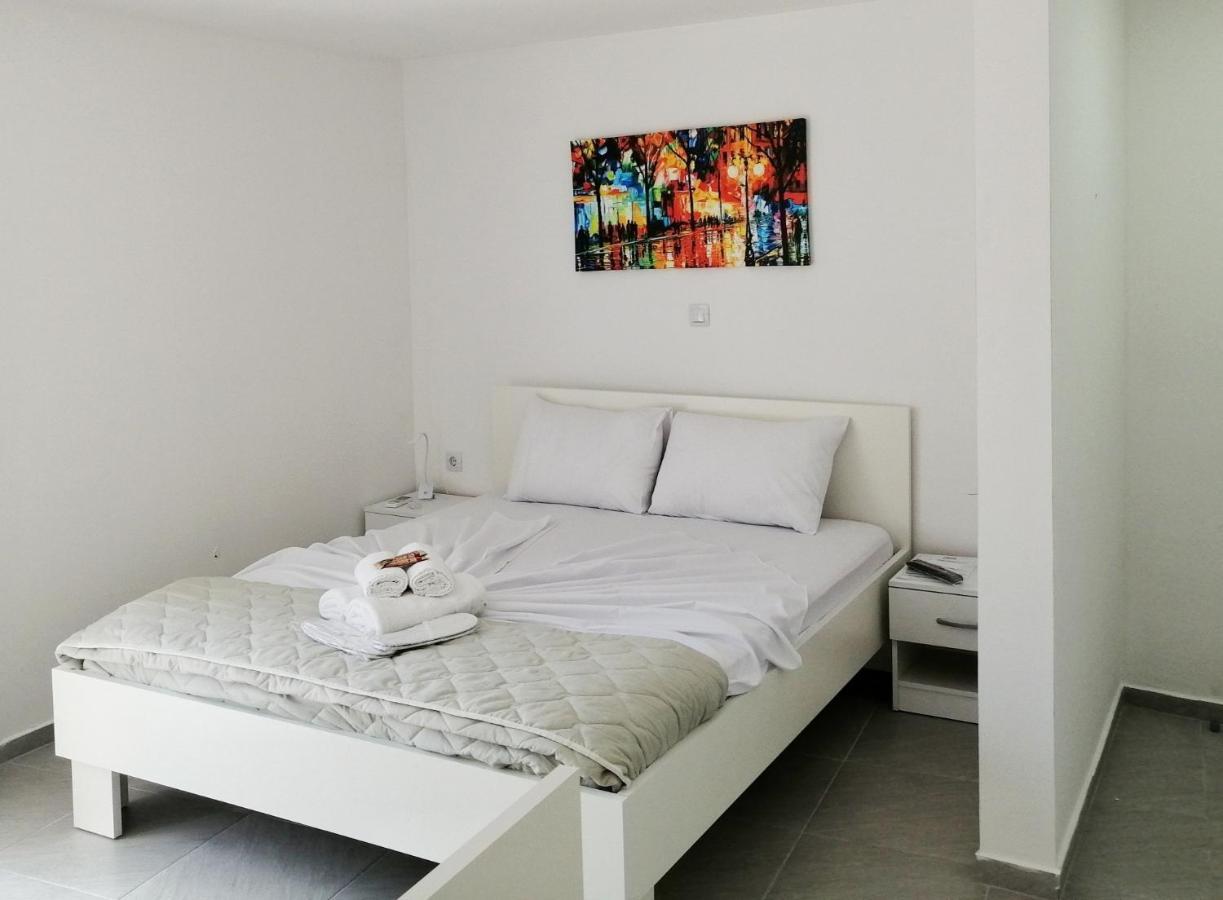 Redex Apartments Ohrid Bagian luar foto